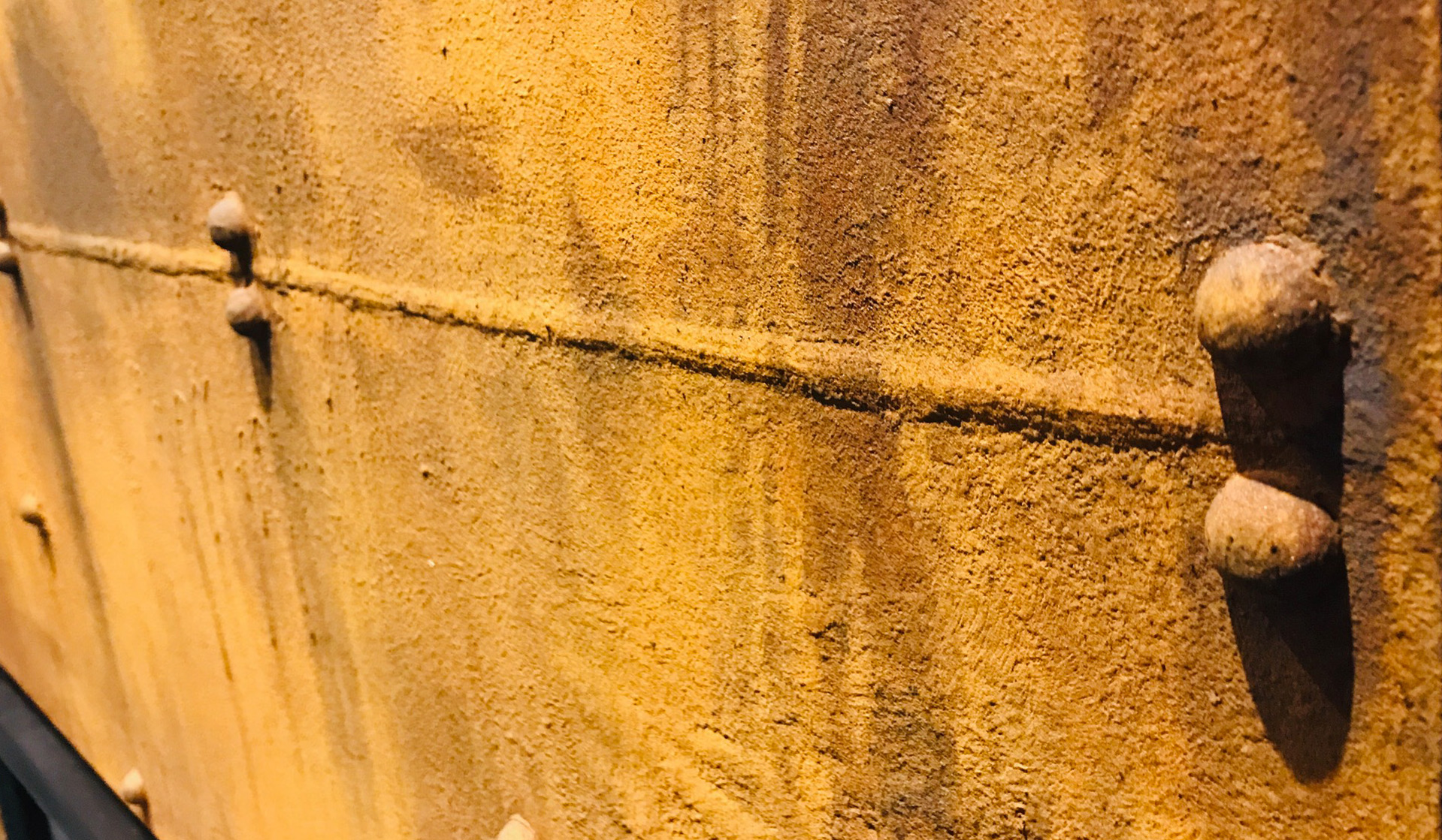 rostwand mit spieziellem rosteffekt